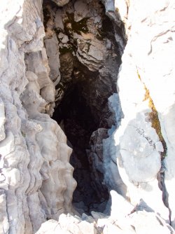 Gros_Ventres_Day_4_Tosi_Basin_crevice-1.jpg