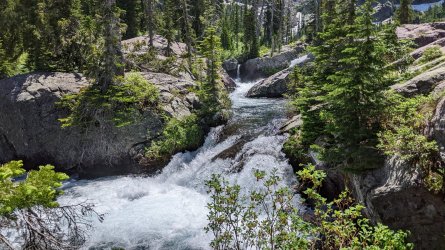 PXL_20220716_193234121.jpg PXL_20220716_193234121.jpg