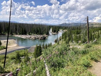 Yellowstone River from Thorofare Trail.jpg