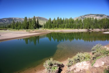 Thorofare trail outlet yellowstone