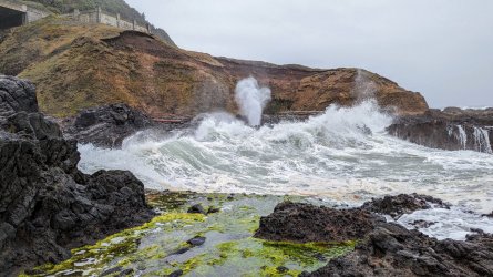 Waterspout.jpg Waterspout.jpg