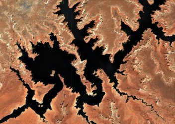 Lake Powell Sat image 041624 west.jpg