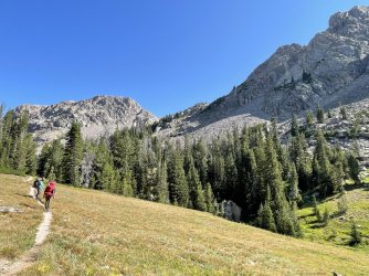 Porcupine Pass 1.jpg