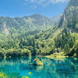 Tacvasen hiking gear in Jiuzhaigou-1.jpg