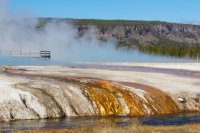 yellowstone-geyser-basins-9.jpg