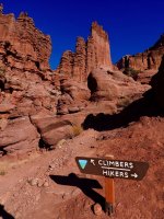 climbers-hikers-sign-PC120031.jpg
