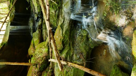 1060472.jpg 1060472.jpg