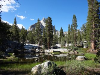 One of the many minor Sabrina Basin lakes