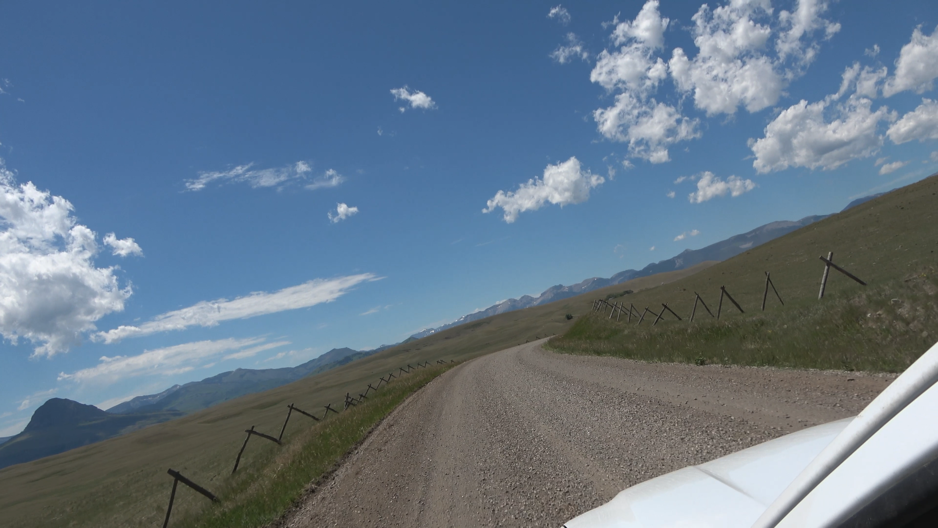 The Chinese Wall In Montana Is A Bucket List Worthy Hike With Epic