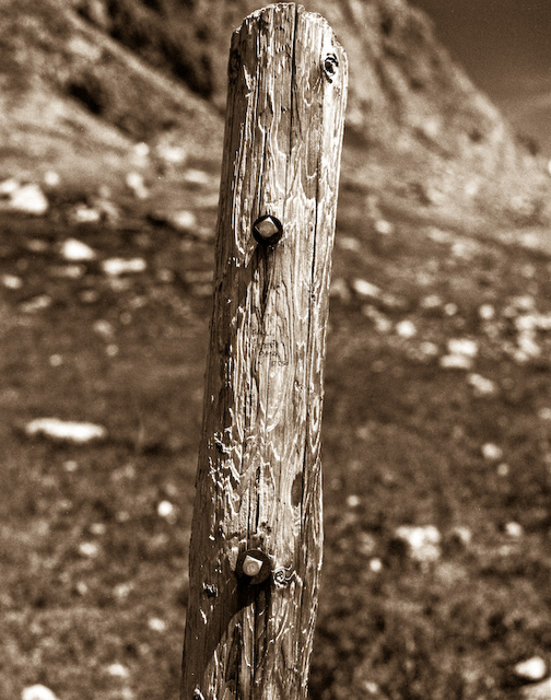 Fall+Creek+Pass+Marker-1.jpg