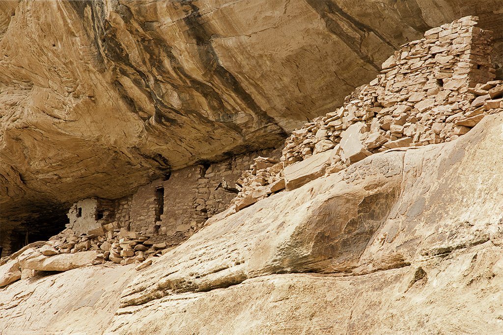 20140410_Grand%20Gulch_Hiking-Ruins-459W.jpg