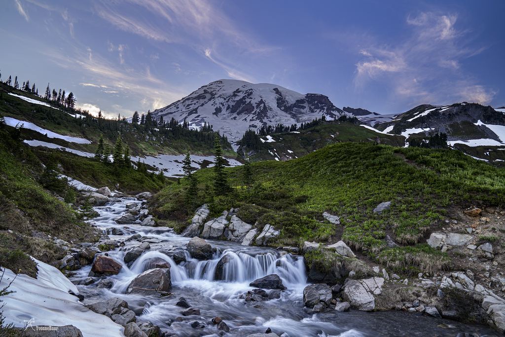 sunset%20mount%20rainier%20copy-XL.jpg